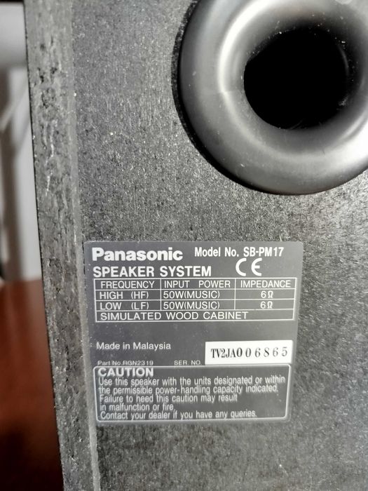 Superb sistem Panasonic model: SA-PM17. 5 CD-uri.  Complet functional!