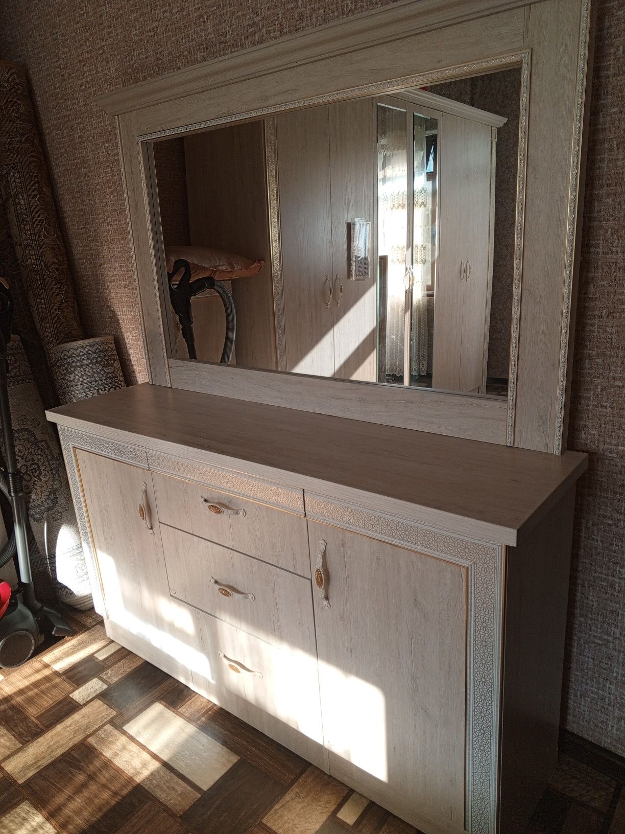 Spalni mebel komplekt