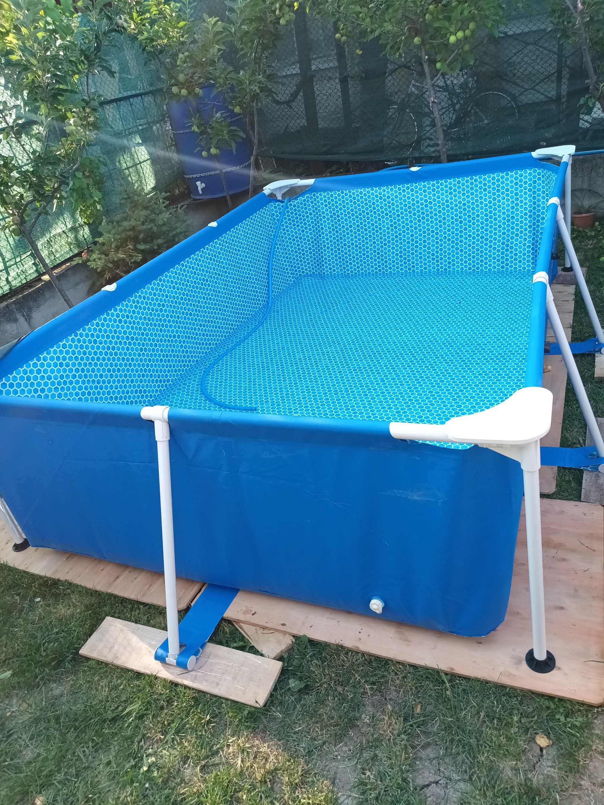 продавам басейн 3 х 2  х 84
