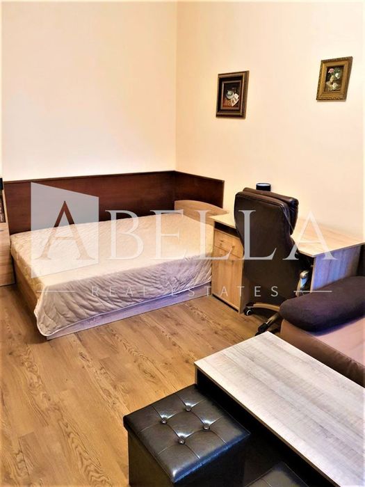 Дава се под наем Двустаен апартамент в София, Център - 50 кв.м за 450 € - Снимка #3