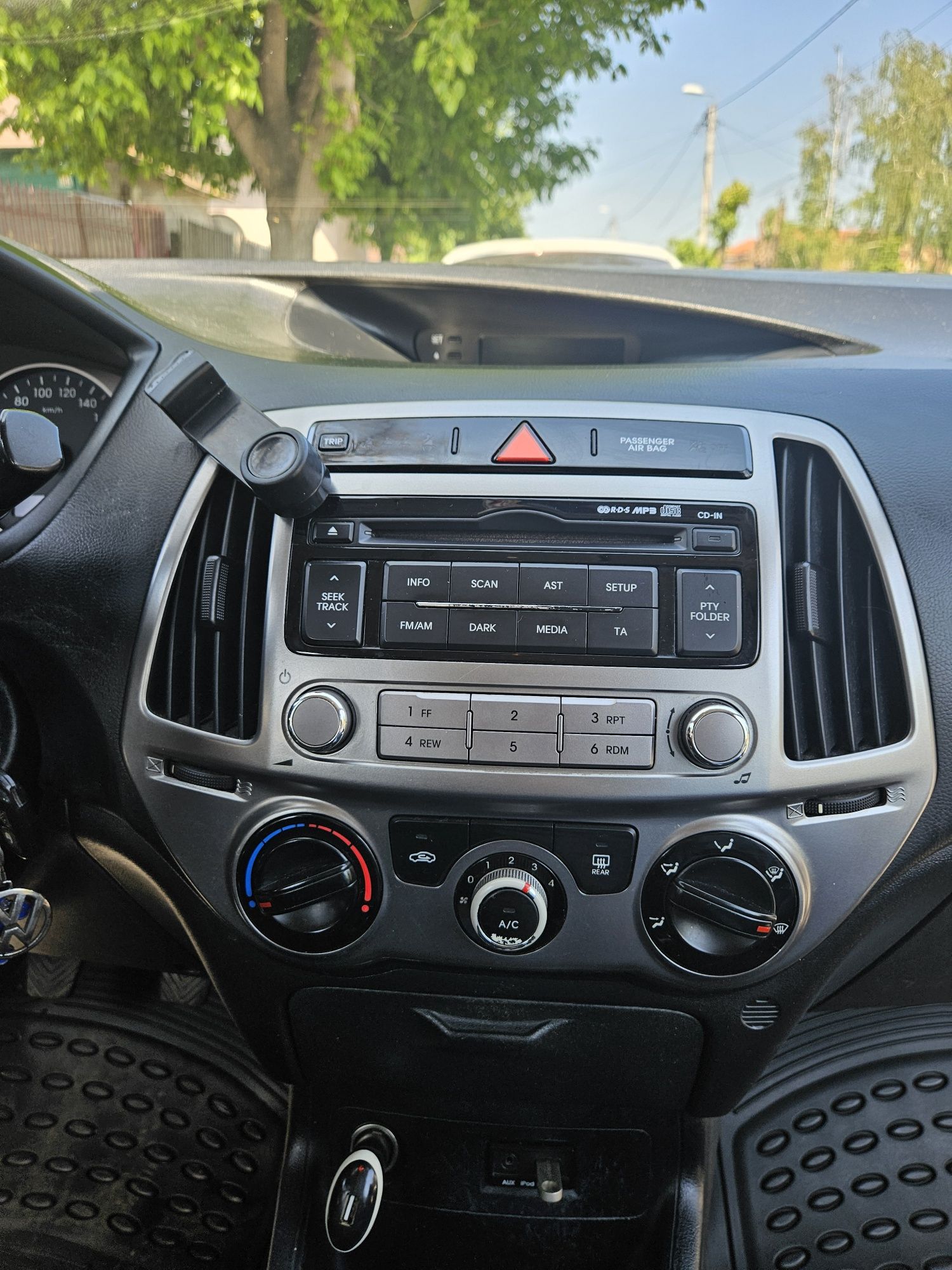 Hyundai 120 benzină