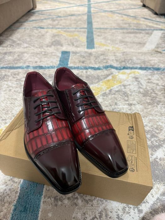 Мужские туфли. Размер 41-42. 15 тысяч каждая. Осталось 2 штука.