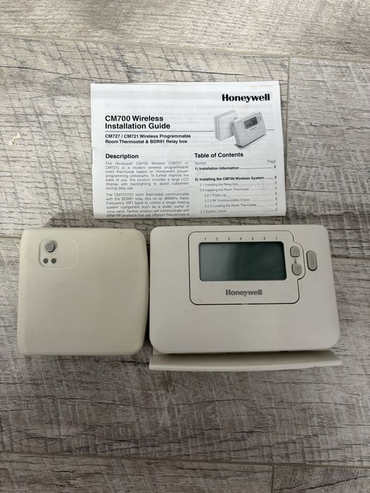 Termostat programbil wifi Honeywell CM700