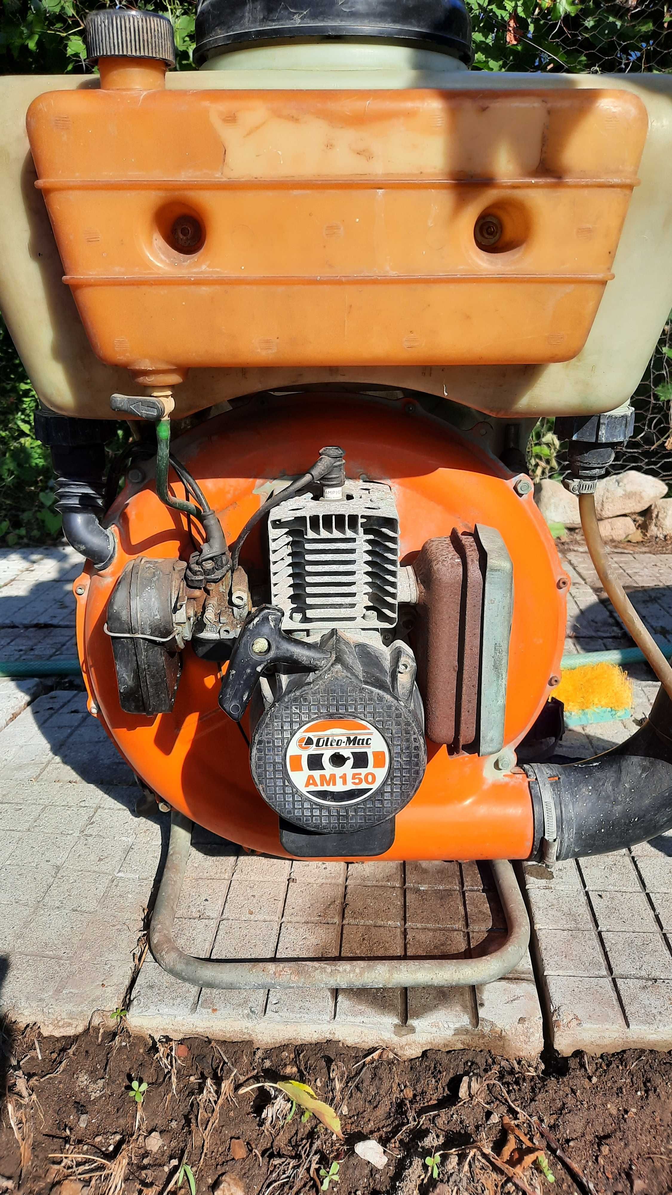 Моторна пръскачка OLEO-MAC  AM150