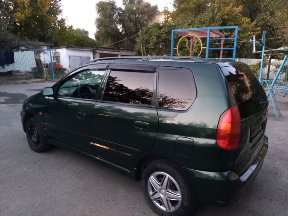 Митсубиси Спейс Стар 2001г 1.8об