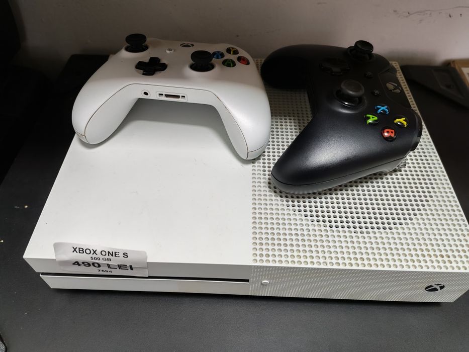 Xbox One S /500 Gb