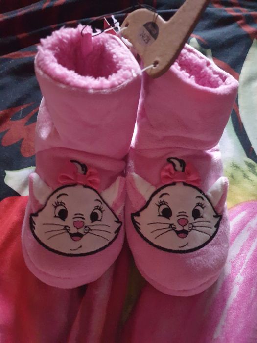 Botoșei cizmulițe papuci casă fetițe cadou ieftini