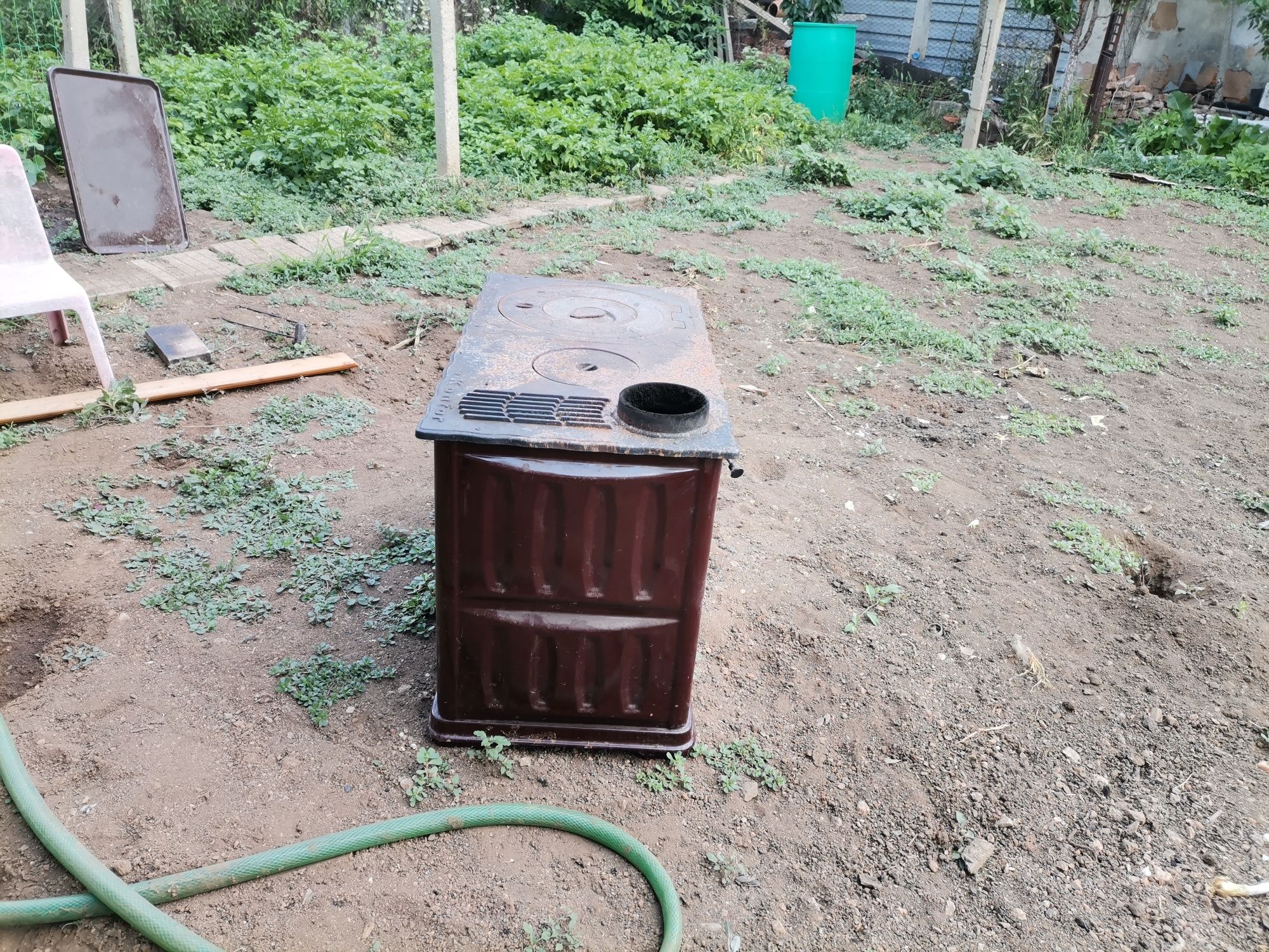 Печка на дърва и въглища
