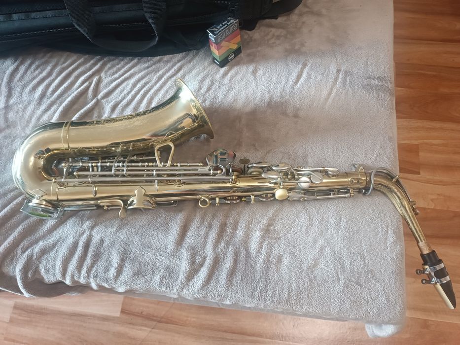 Алт Саксофон Amati Kraslice Super Classic + аксесоари