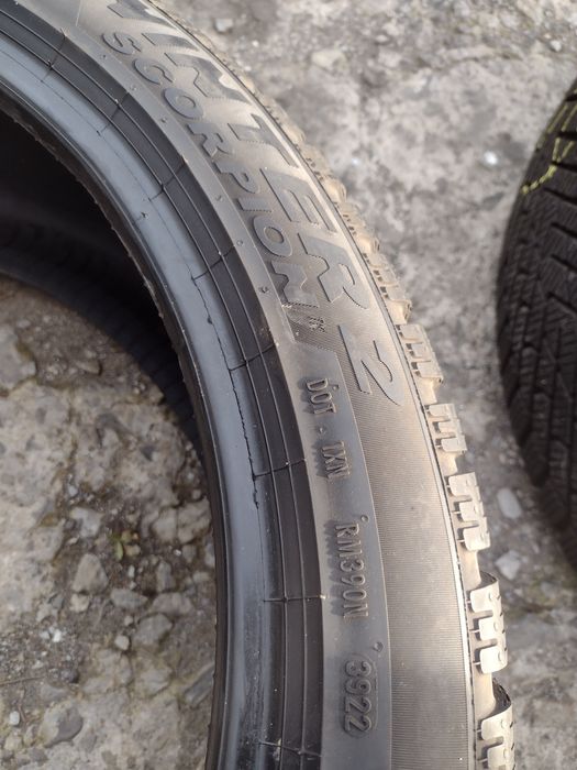 Топ състояние 4бр.255/40/21 Pirelli SW2 dot3922