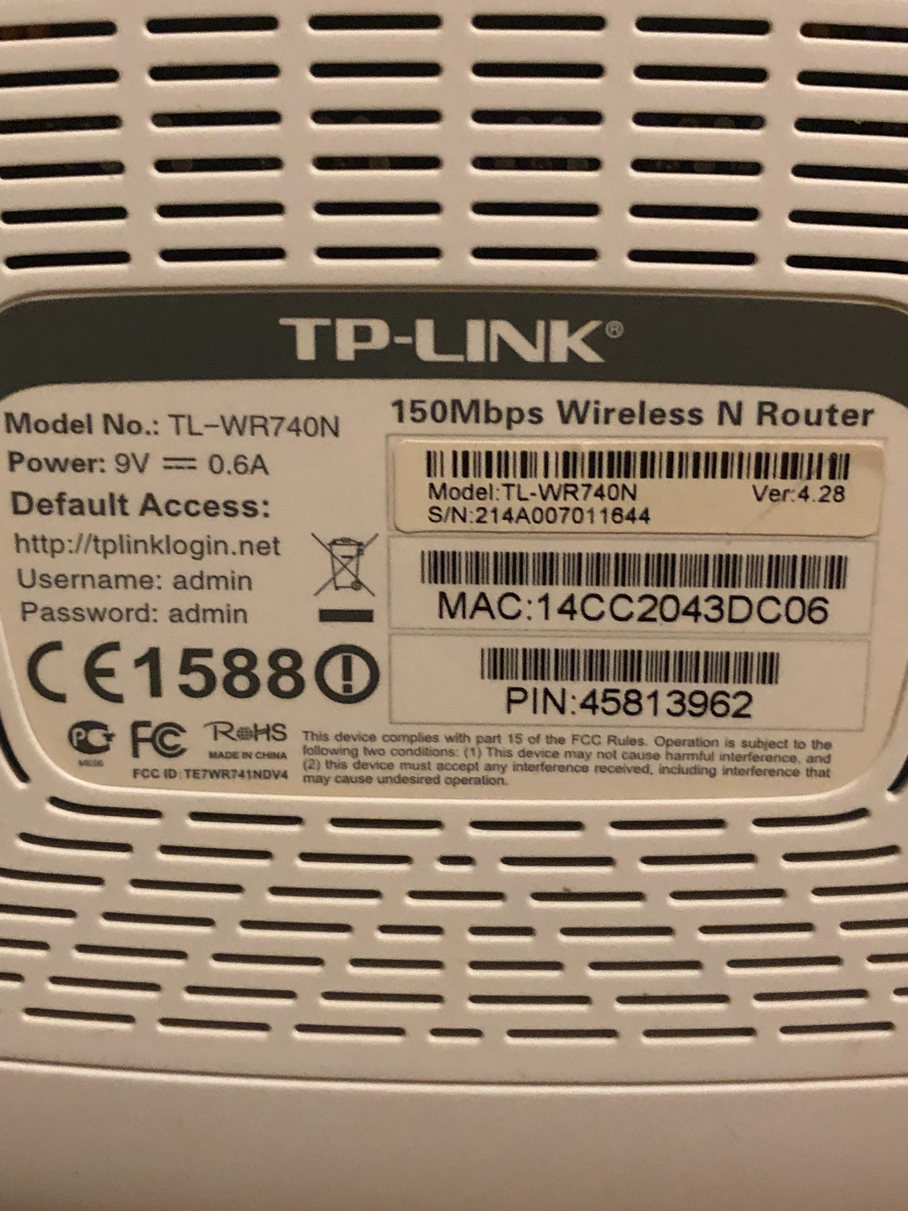Продавам рутер TP LINK запазен почти нов