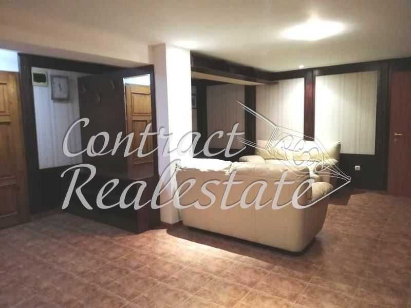 Просторен Обзаведен Аспарухово ! Прекрасна тереса !