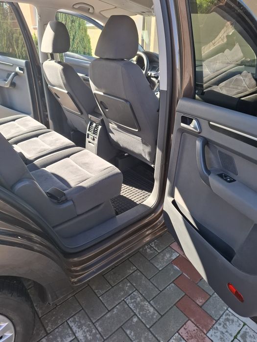 Volkswagen Touran 2.0 tdi 2012