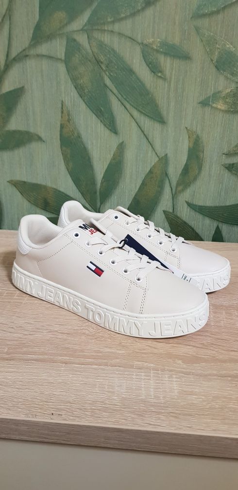 Sneakers Tommy Hilfiger  măr.38