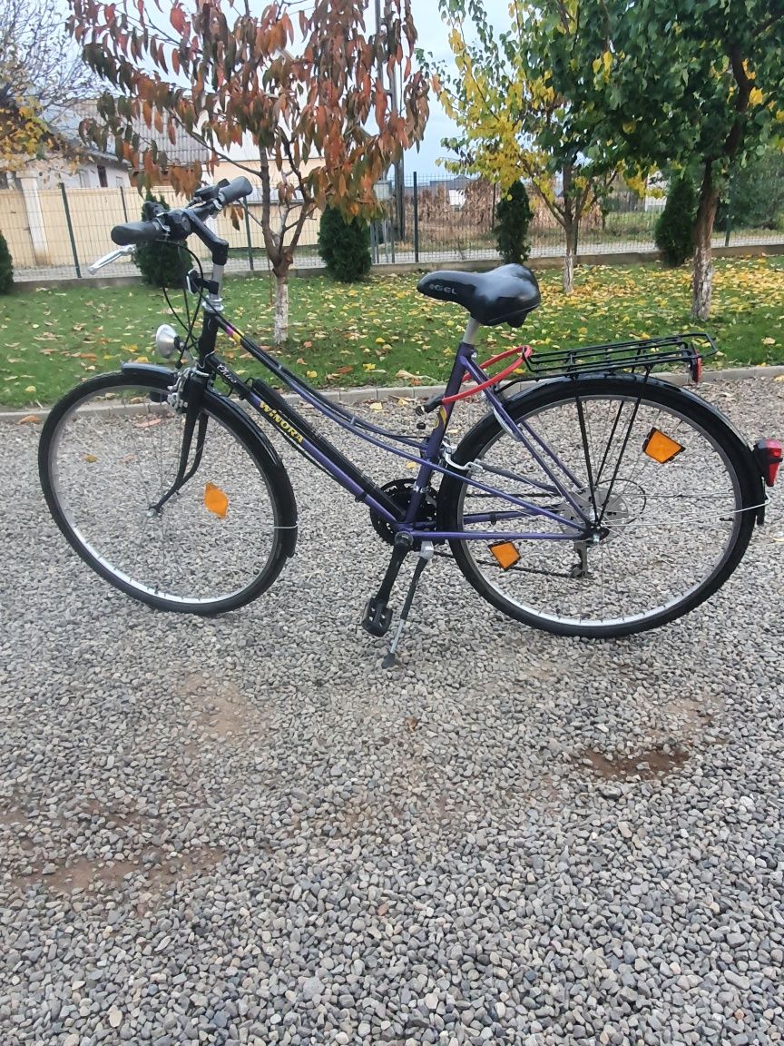 Vând bicicleta damă