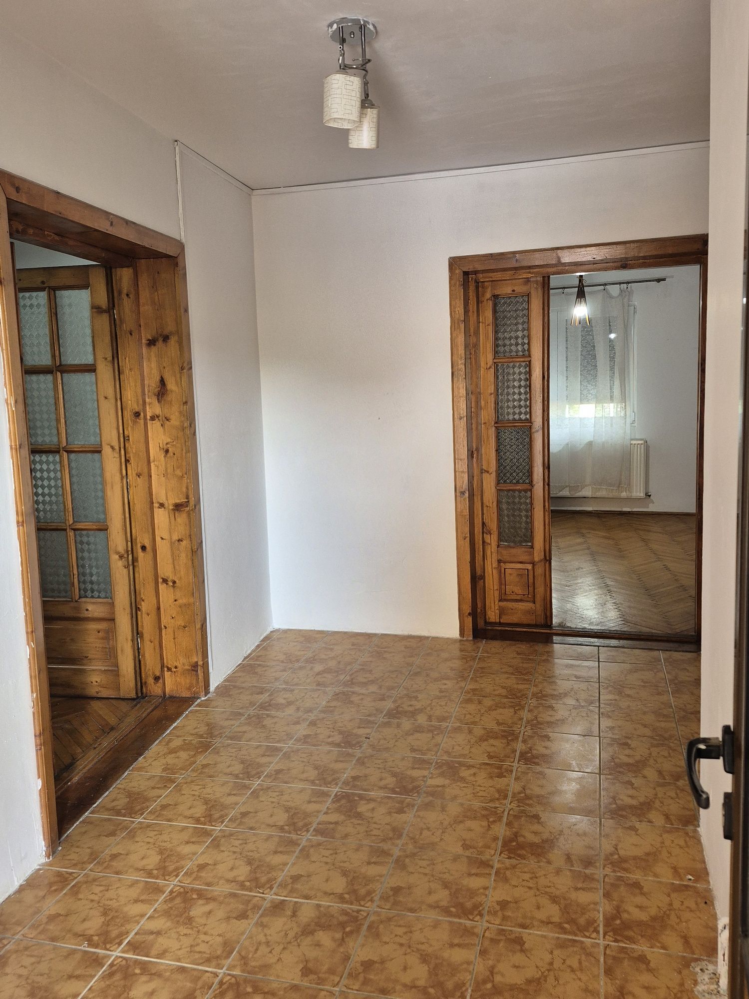 Spațiu de închiriat - aprox. 170mp - zona UTA/Vlaicu