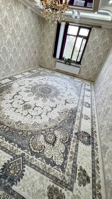 Гилам Зур холатда сотилади