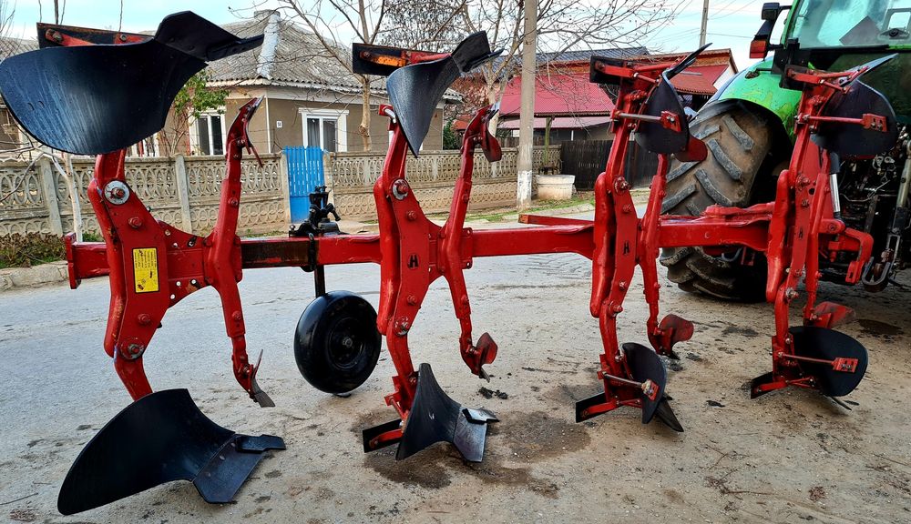 Plug reversibil 4 trupite Kuhn Multi Master 120 inalt si rar 4 brazde