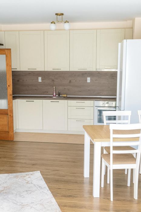 Дава се под наем Двустаен апартамент в Пловдив, Мараша - 75 кв.м за 400 € - Снимка #1