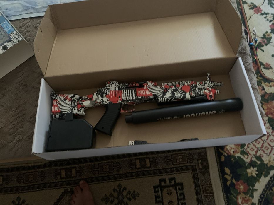 Vand pusca cu bile de gel , ii trebui bile