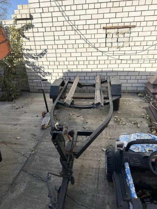 Продам прицеп от гидроцикла
