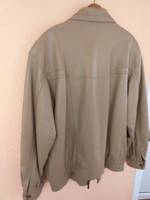 Geaca nouă piele barbati marimea 42 Pelle
