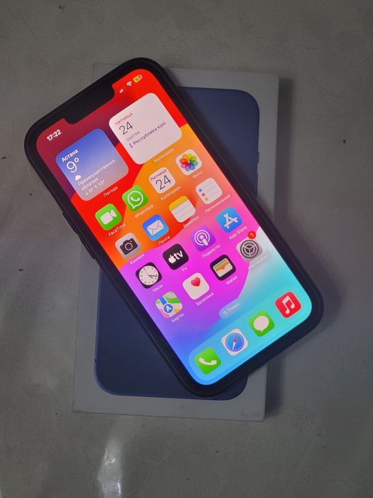 IPhone 13 128гб идеал читай описание