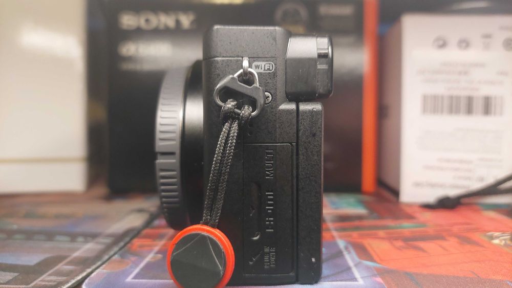 Sony A6400 + 2 обектива + 2 Батерии (5600+ кадъра)