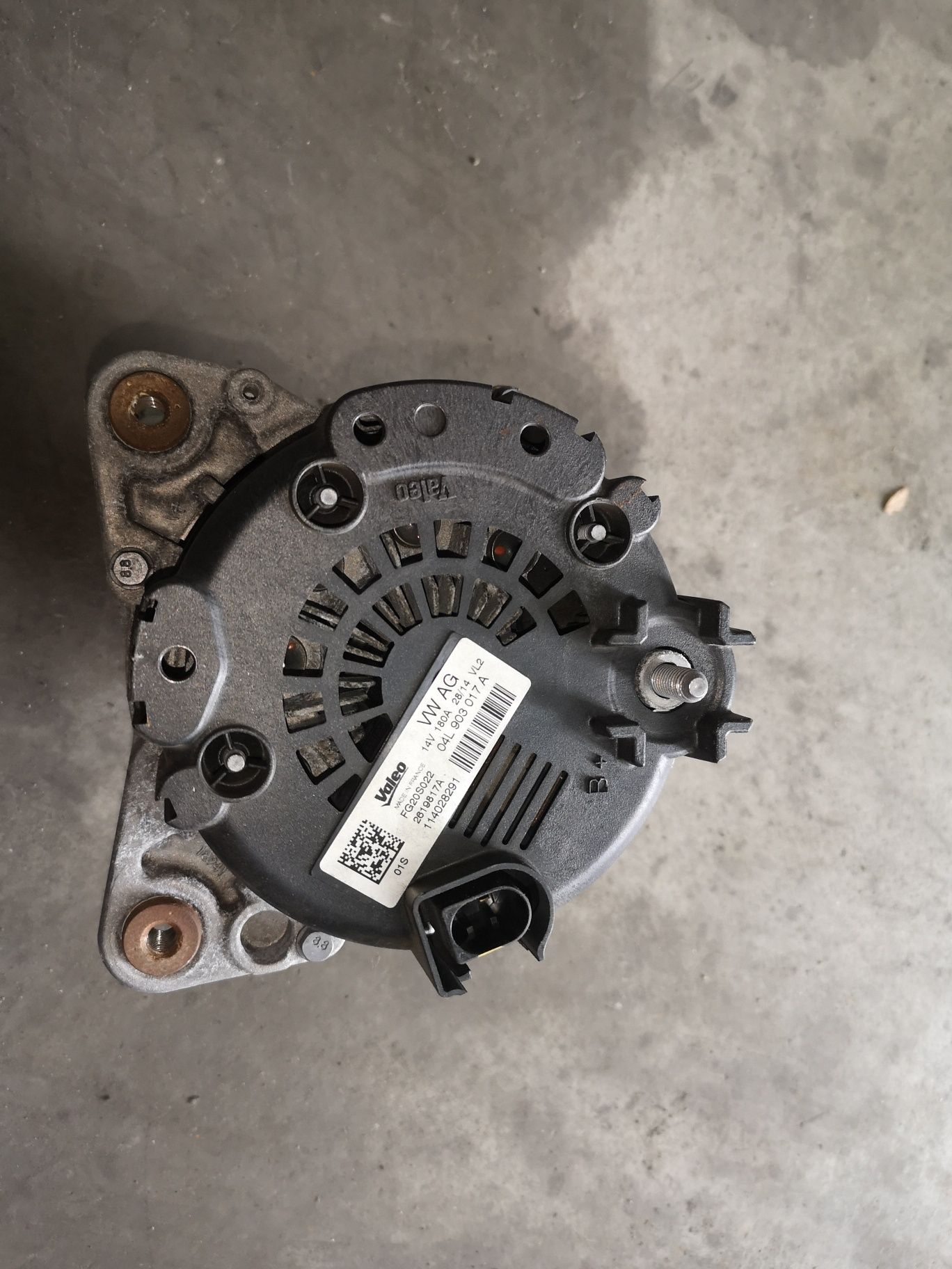 Alternator 180A 2.0 tdi euro 6 cnh Audi a4 a5 Q5 facelift 2014