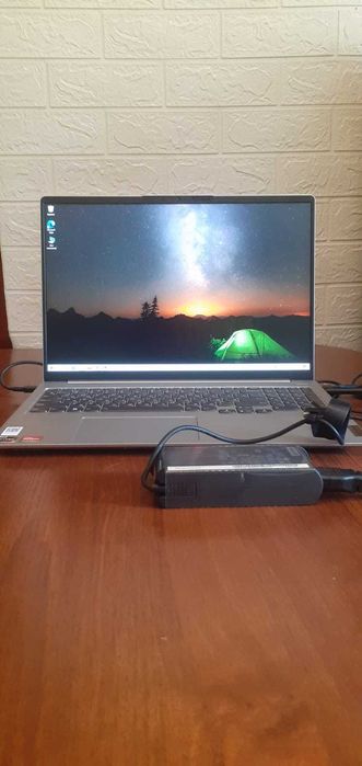 Продам ноутбук LENOVO новый