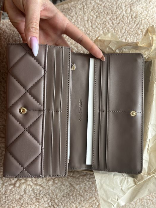 Портфейл valentino