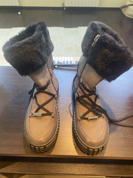 Vind cizme de piele naturala inblanite marime 37