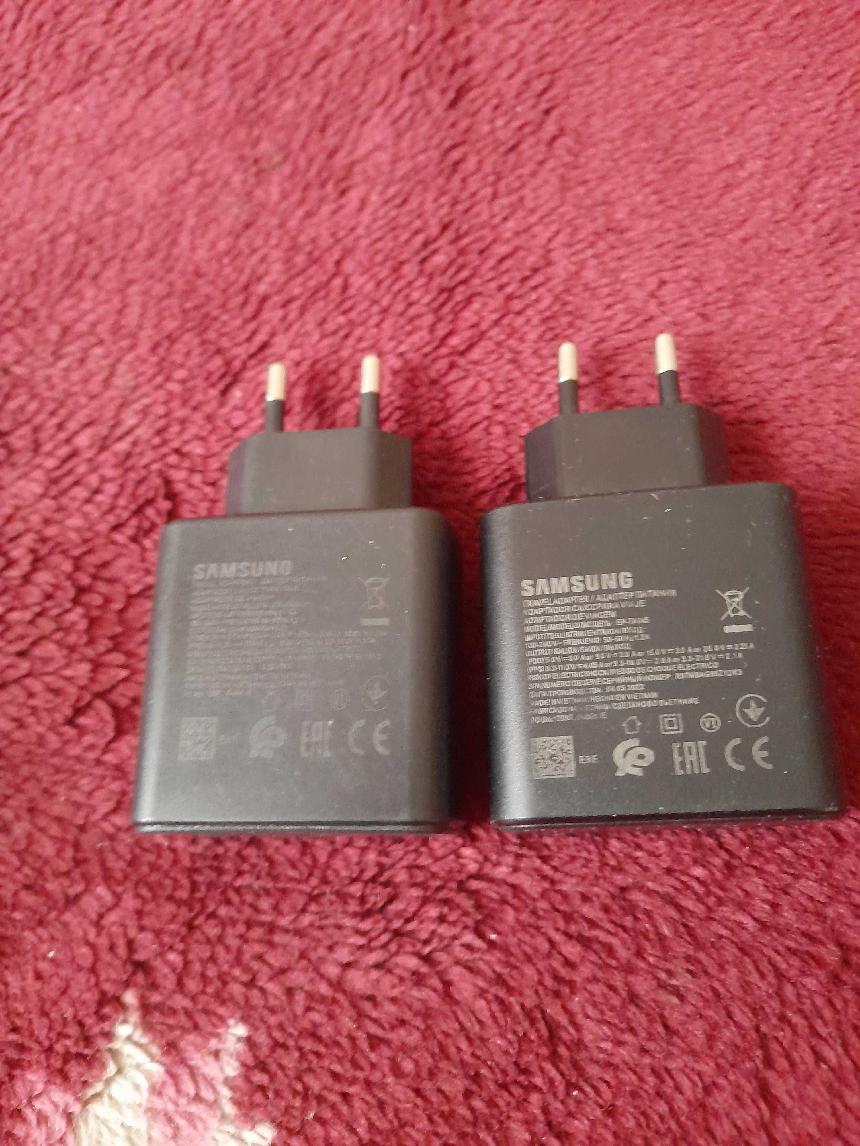 Меняю зарядки Samsung для быстрой зарядки дорогие в количестве 2 штуки