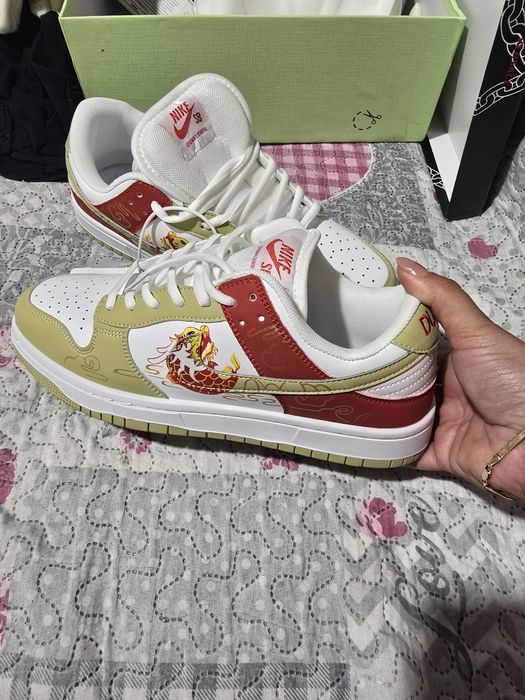 Adidași nike noi