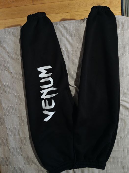 Долница VENUM - чисто нова