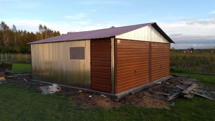 Garaj modular din panouri sandwich