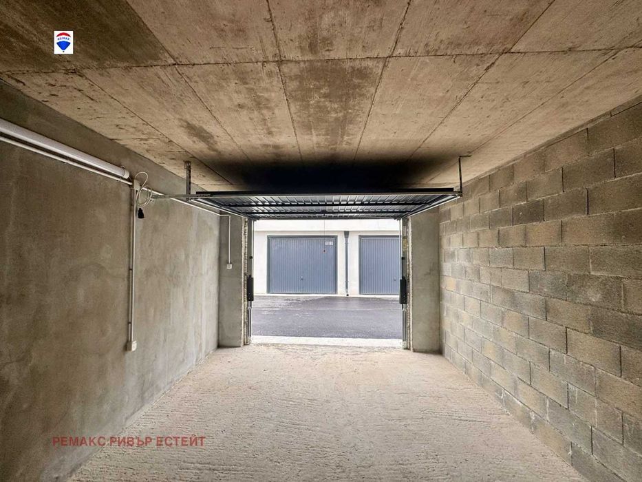 Продава се Гараж / Паркомясто в Русе, Дружба 3 - 22 кв.м за 1205 €/кв.м - Снимка #2