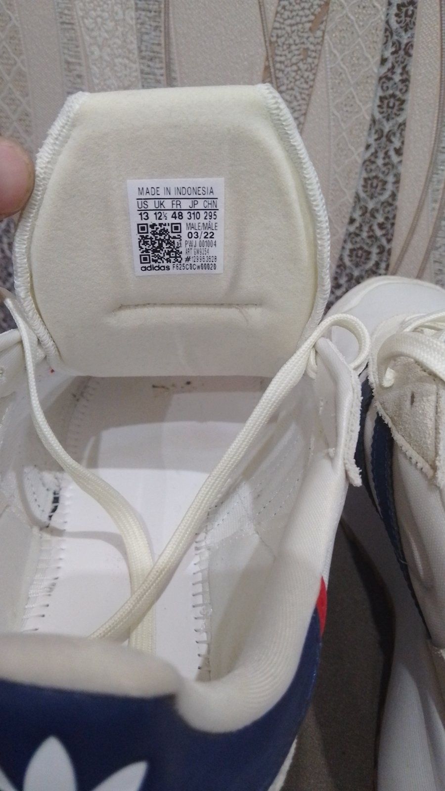 Два чифта маратонки Adidas