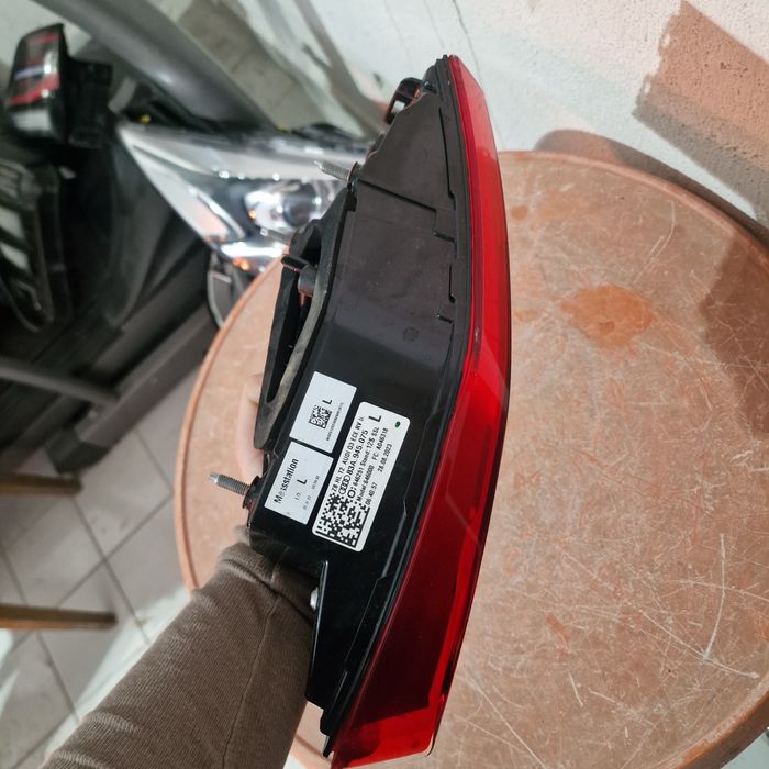 Audi Q3  2021 Sportback ляв вътрешен стоп