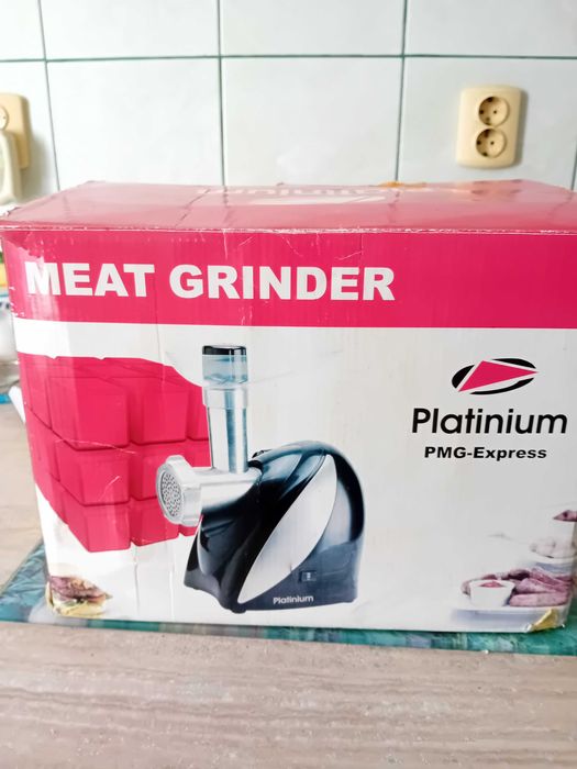 Masina tocat carne Platinium