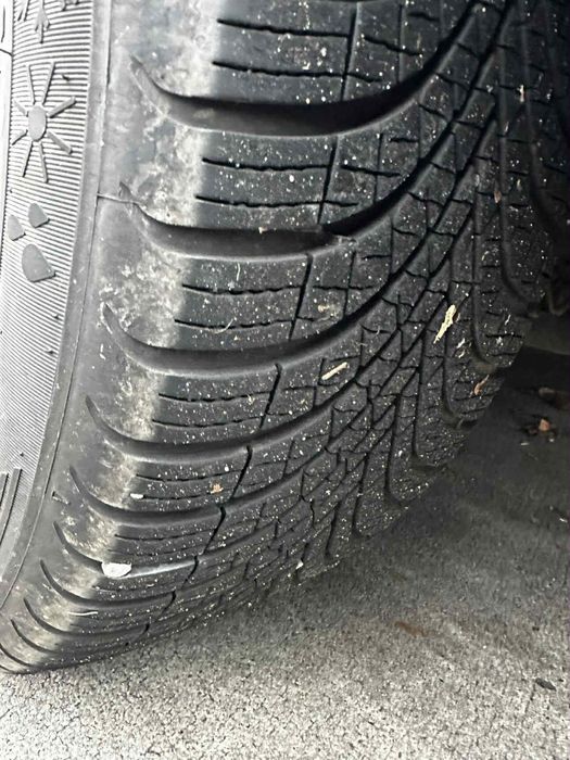 Продава се-Mercedes-C220