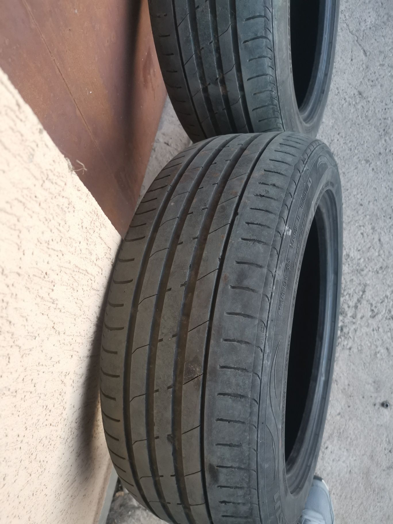 Летни гуми Nexen  215/55/17 4бр.