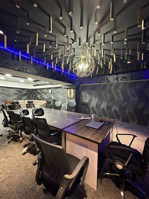 Шикарный офис метро Ойбек 200м²