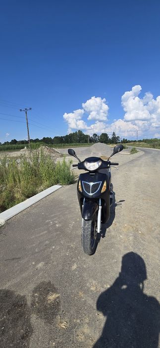 Vând Honda SH 150