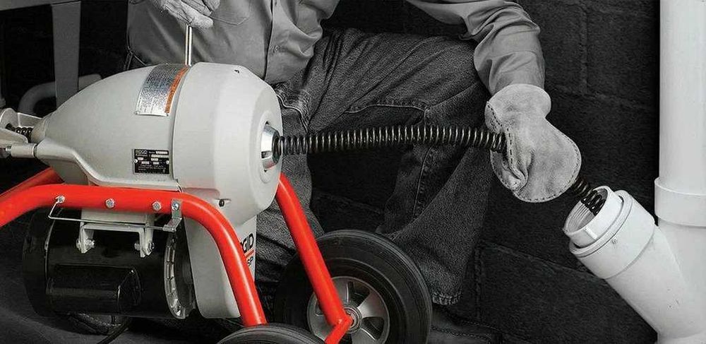 Сантехник. Услуги сантехника. Прочистка канализации. Замена унитаза