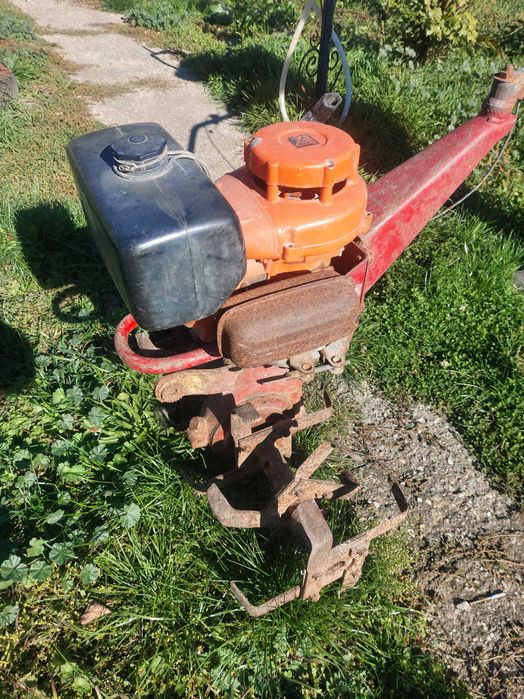 Vând motocultor MGM