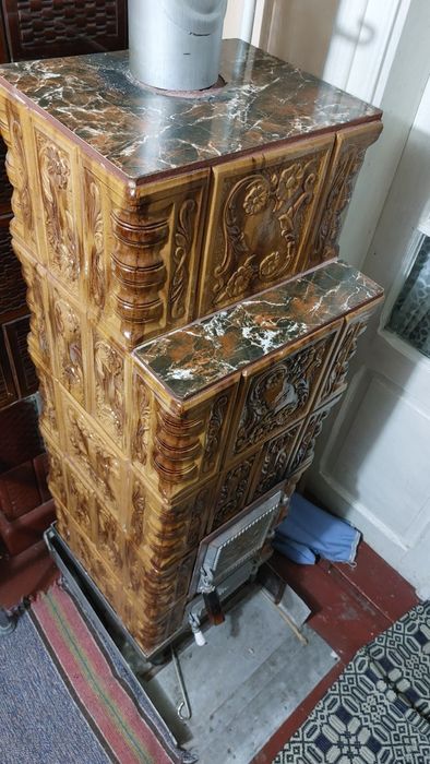 Vand soba teracota cu rotile folosita doua ierni.