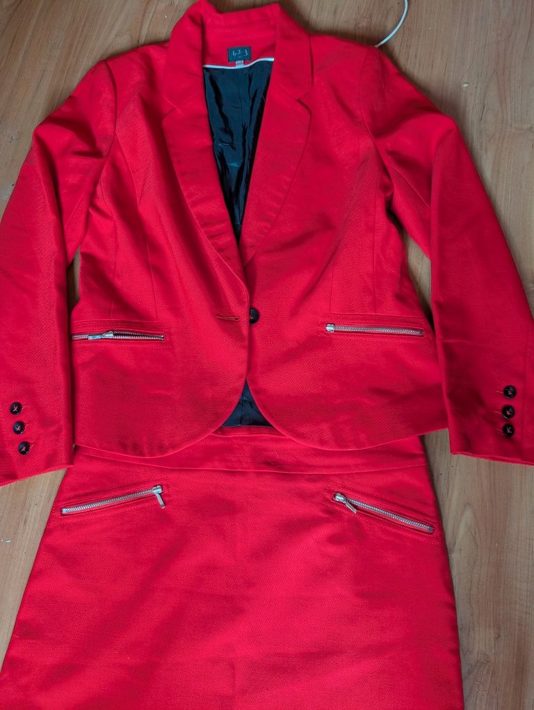 Costum 123 Paris