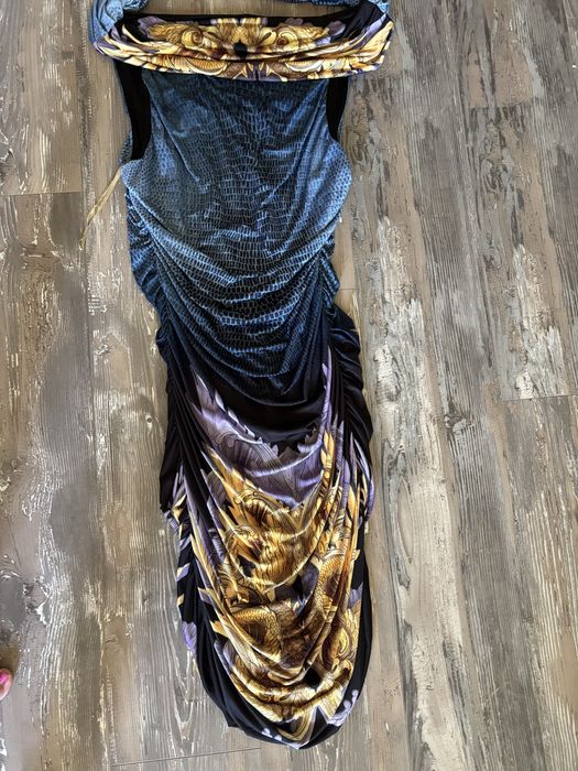 Вечерни рокли - три