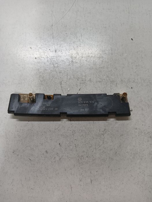 Amplificator antena  VOLKSWAGEN PASSAT 3C2 2005 - 2010 3c5035532